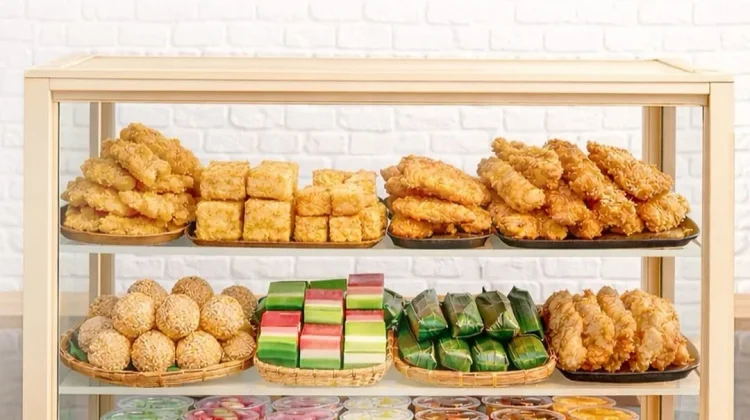 Makanan dan Minuman Pemicu Haus saat Puasa