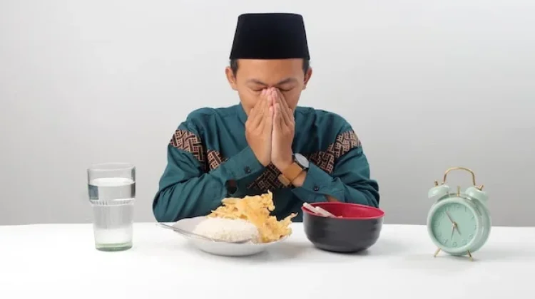 Tips Tetap Fresh dan Tidak Lemas saat Puasa Seharian