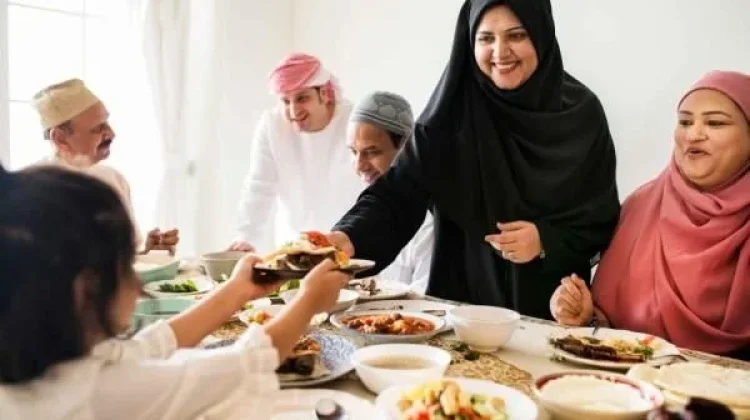 Menilik Makna dan Keseruan Tradisi Bukber