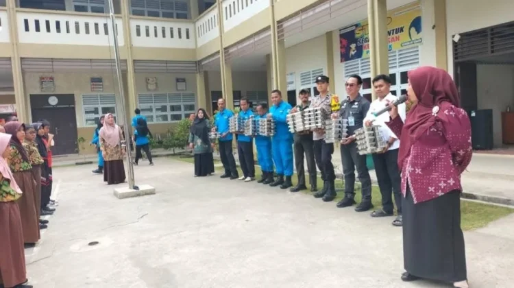 Cuaca Tak Hambat Distribusi Mbg di Serasan