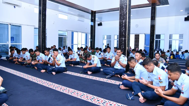 Lanud RSA Natuna Perkuat Mental Lewat Ibadah