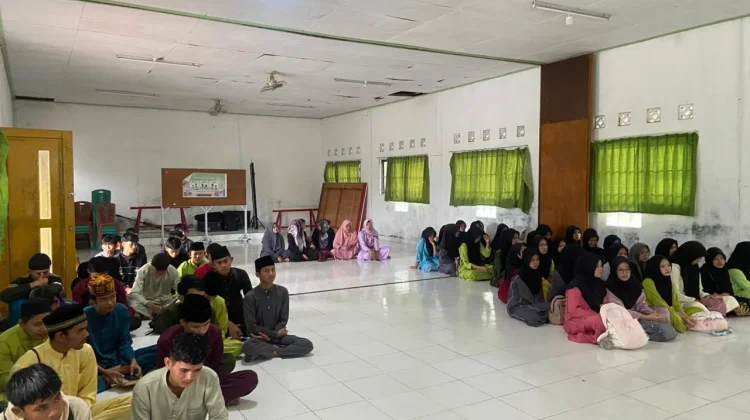 SMKN 1 Bunguran Barat Laksanakan Pesantren Kilat