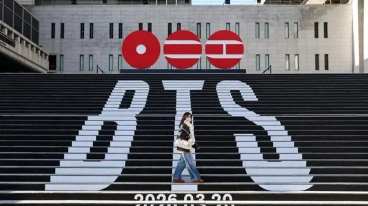 Resmi! Comeback BTS di Gwanghwamun Berdurasi 1 Jam, Bantah Aturan Pembatasan