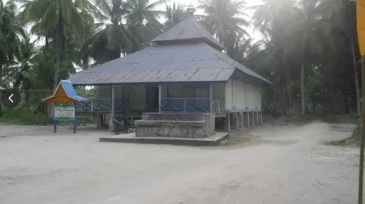 Arsitektur Panggung Masjid Azzuriat