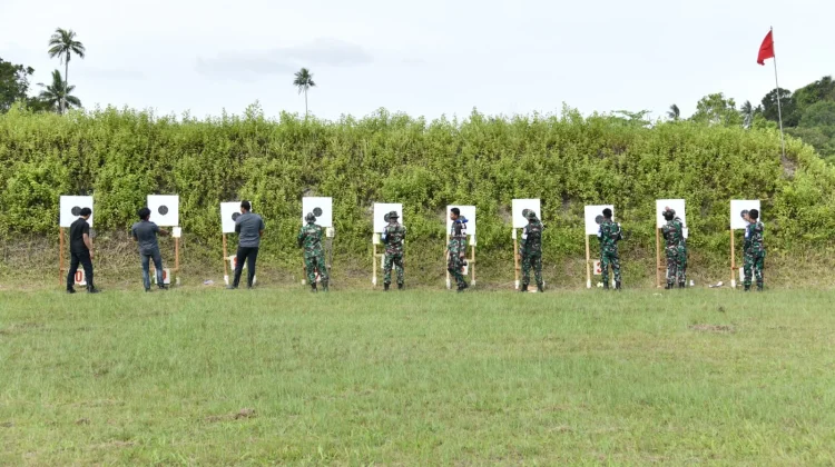 Latihan Menembak Sebagai Kesiapan Pengamanan