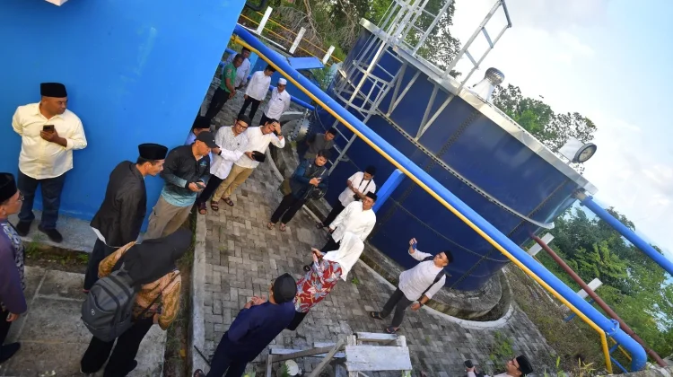 Air SPAM Sedanau Mulai Mengalir, Warga Bersyukur