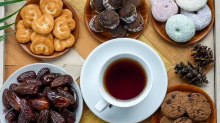 Tips Aman Menikmati Makanan Manis saat Berbuka Puasa