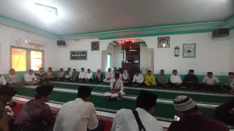 Ceramah Ramadhan Ajak Warga Perbanyak Doa