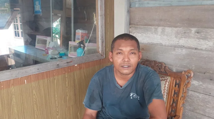 Berkah Ramadhan Bagi Para Pelaku Usaha Pangkas Rambut di Natuna