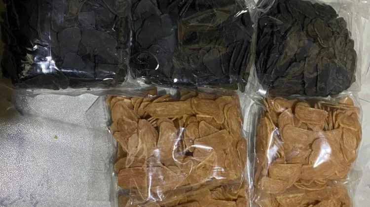 Kerupuk Cumi Jadi Camilan Favorit Masyarakat