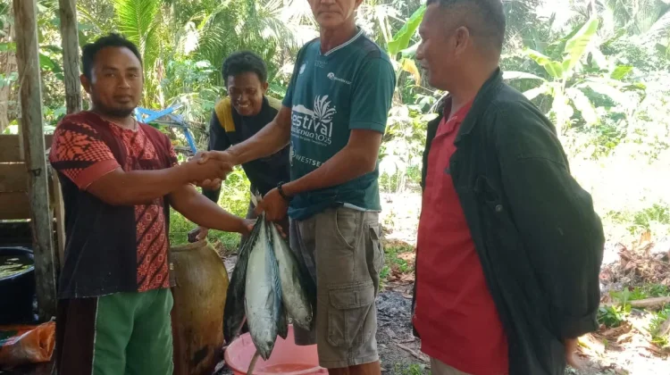 Sedekah Ikan Jadi Tradisi Nelayan Sepempang Setiap Ramadhan
