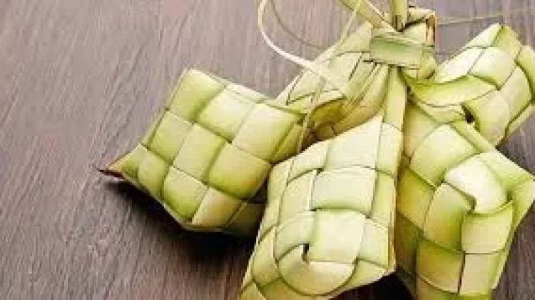 Cara Simpan Ketupat agar Tidak Mudah Basi