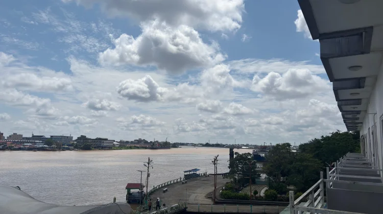 Taman Alun Kapuas Jadi Destinasi Favorit Wisata Pontianak