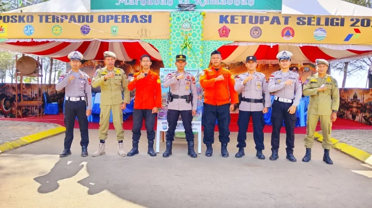 Pantai Piwang dalam Pantauan Petugas Selama Libur Lebaran