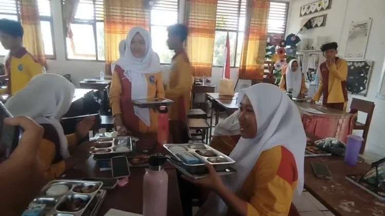 SPPG Natuna Kembali Salurkan MBG Pasca Libur Lebaran