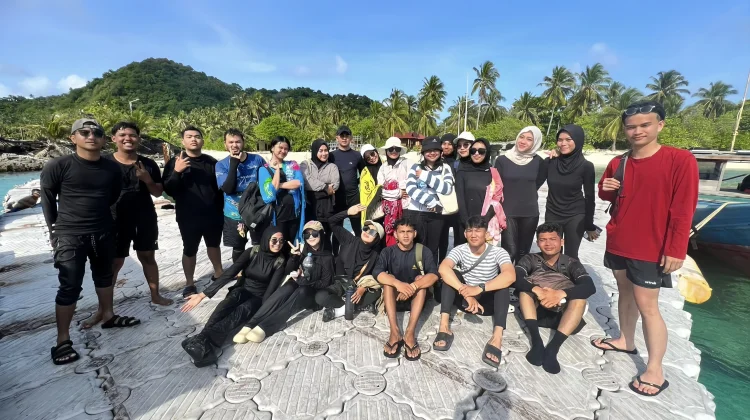 Eksplorasi Pulau Senua, Wisata Bahari Penuh Pesona