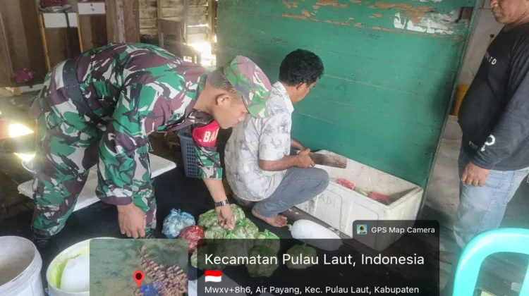 Babinsa Kadur Dukung Usaha Ketam