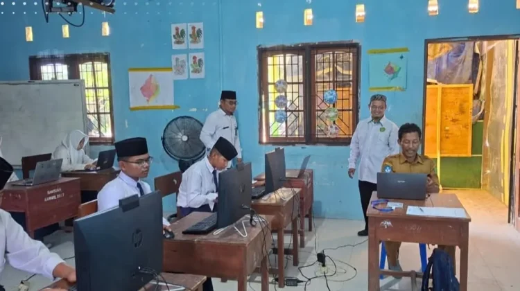 Kasi Pendis Kemenag Natuna Pantau TKA di MTsS Madinatunnajah