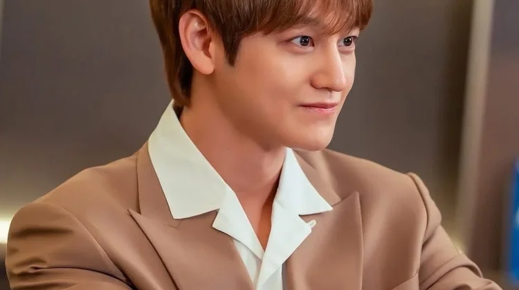 Kim Bum membagikan detail perannya dalam drama rom-com terbaru Sold Out on You