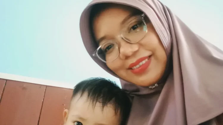 Mengajari Adab Bertamu Kepada Anak sejak Kecil