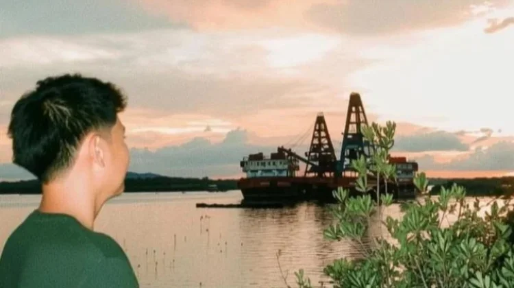 Sunset di Penagi Magnet Bagi Remaja Natuna