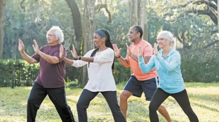 Delapan Persiapan Menopause Perempuan Usia 40 Tahun