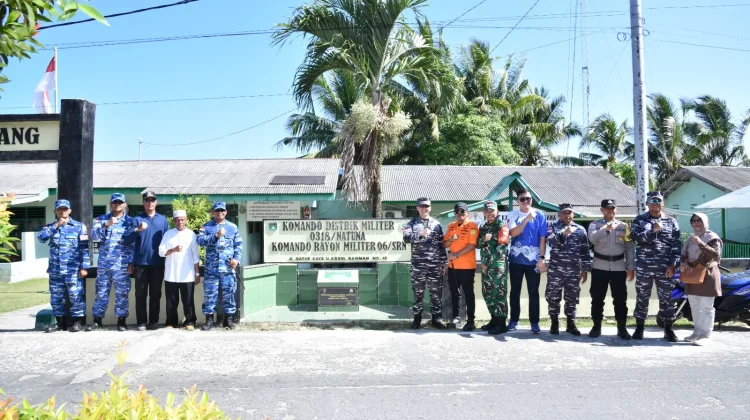 Perkuat Sinergi di Perbatasan, Danlanud RSA Natuna Tinjau Satuan di Serasan