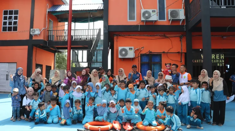 Srikandi SAR Natuna Edukasi Keselamatan untuk Pelajar