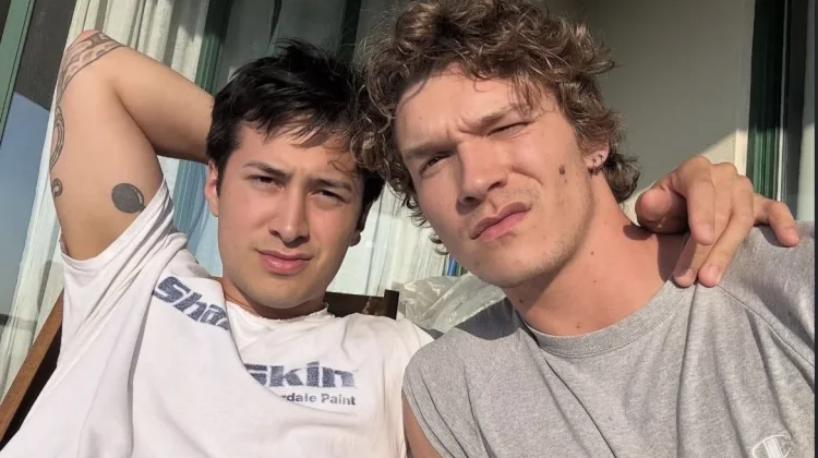 Hudson Williams dan Connor Storrie Masuk Daftar Hollywood Hottest "It" Man 2026
