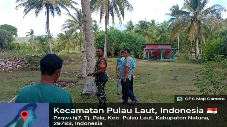 Babinsa Desa Tanjung Pala Dampingi Pendataan Lahan Koperasi