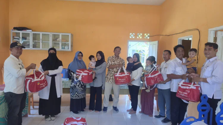Camat Suak Midai Tinjau Langsung Pelayanan Posyandu