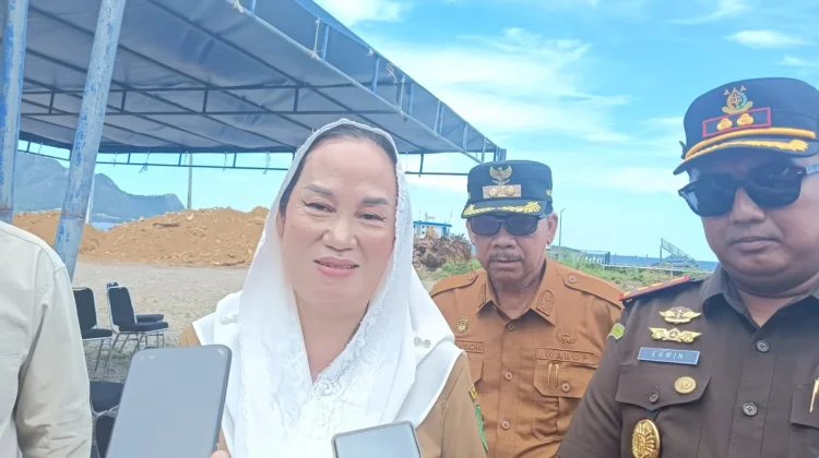 Bupati Natuna Tinjau Revitalisasi Pelabuhan Selat Lampa