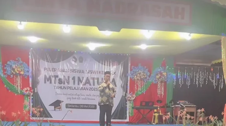 Pelepasan Siswa IX Mtsn 1 Natuna Berlangsung Meriah