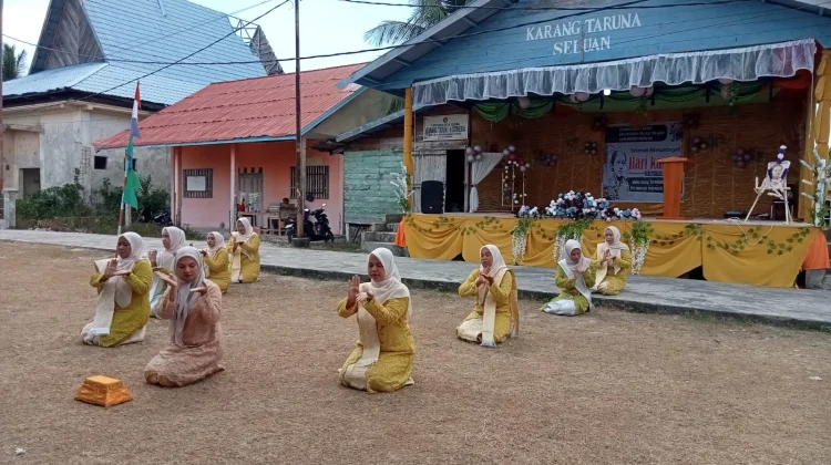 PKK Kelarik Barat Semarakkan Hari Kartini Dengan Lomba