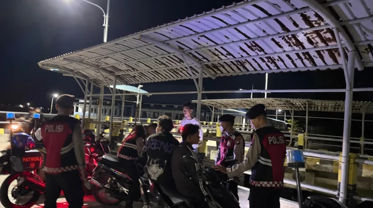 Polres Natuna Patroli  Kamtibmas di Titik Keramaian