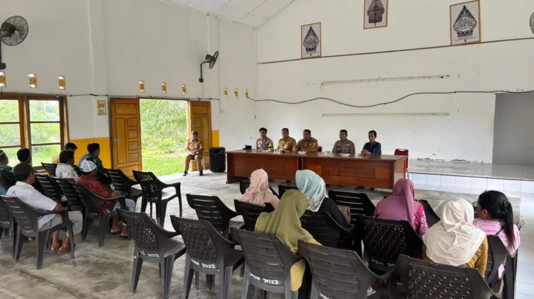 Satbinmas Polres Natuna Ajak Warga Tapau Jaga Kamtibmas