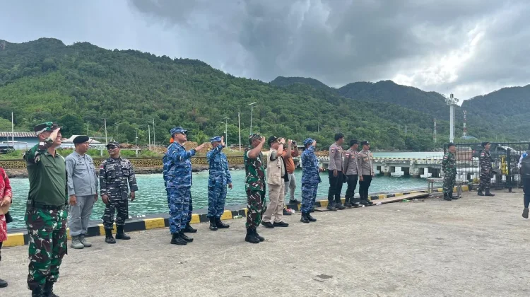 Danlanud RSA Lepas Keberangkatan Pangkogabwilhan I ke Tanjungpinang