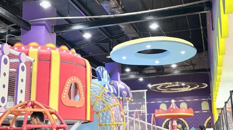 Melatih Mental Anak dengan Bermain di Playground