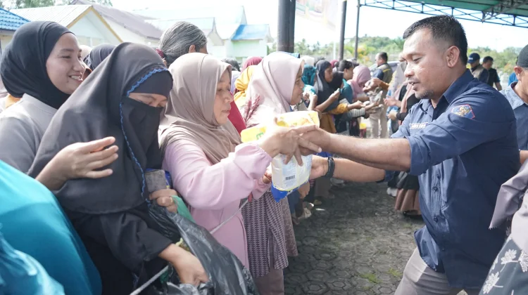Warga Bunguran Tengah Antusias Sambut Harga Subsidi di Pasar Murah