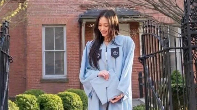 Definisi Beauty with Brain, Annie ADP Resmi Lulus Dari Columbia University