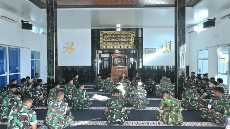 Sholat Dhuha dan Doa Bersama Warnai Kebersamaan Lanud RSA