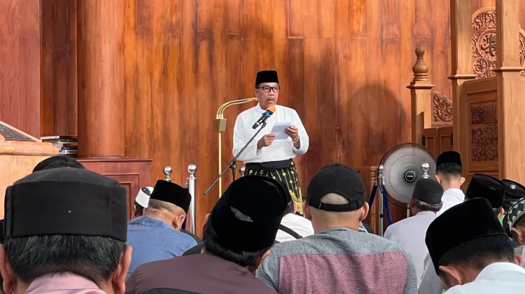 Ribuan Jamaah Hadiri Sholat Idul Adha di Masjid Agung  Natuna