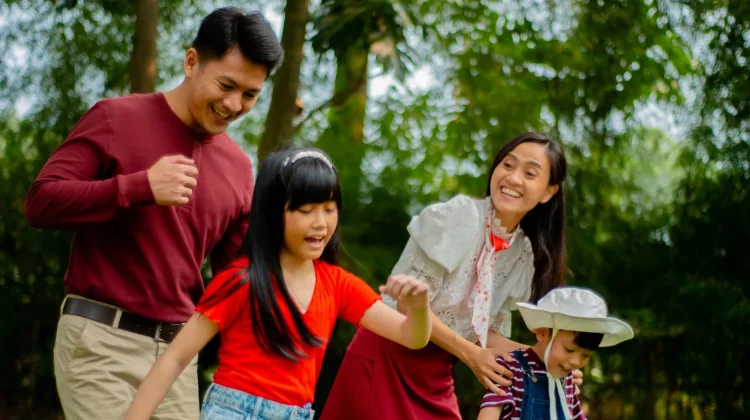 Menjadi Sahabat Anak di Era Digital
