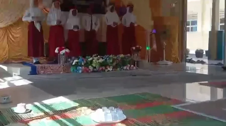 Pemerintah Desa Air Mali Hadiri Pelepasan Siswa SD 01 Air Mali