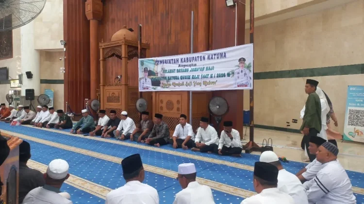 Sekda Natuna Sampaikan Sambutan Bupati saat Penyambutan Jamaah Haji
