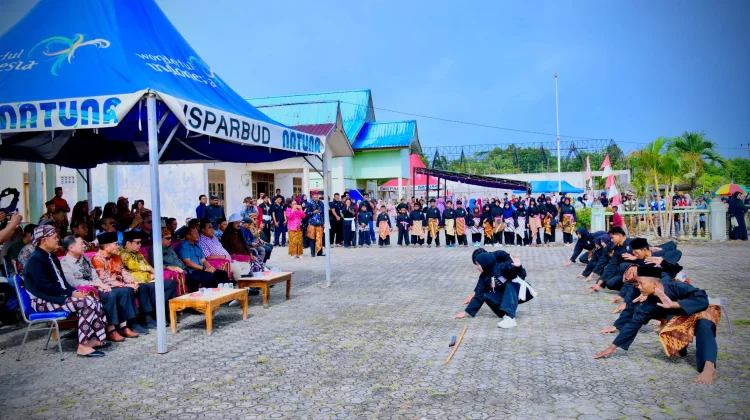 Forkopimda Ramaikan Pawai Budaya dan Grebek Gunungan Tapau
