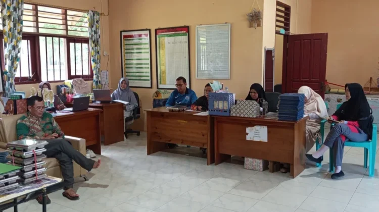 SMPN 2 Bunguran Timur Gelar Rapat Kenaikan Kelas