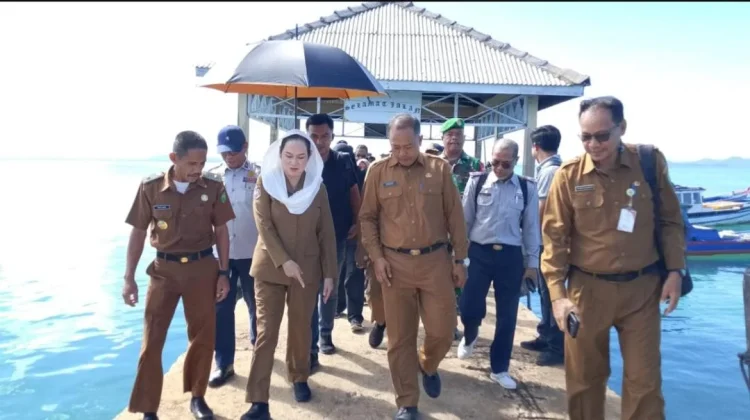Babinsa Selaut Turut Hadiri Penyambutan Kunker Bupati Natuna