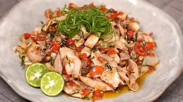 Resep Ayam Kukus Pedas Daun Jeruk ala Ayu
