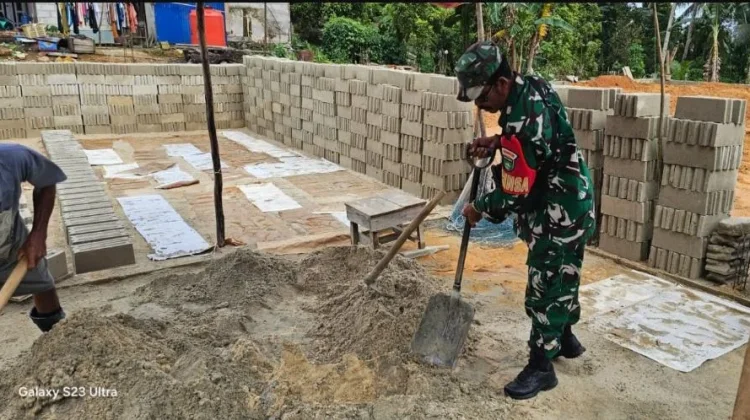 Babinsa Serasan Dampingi Pembangunan KDMP
